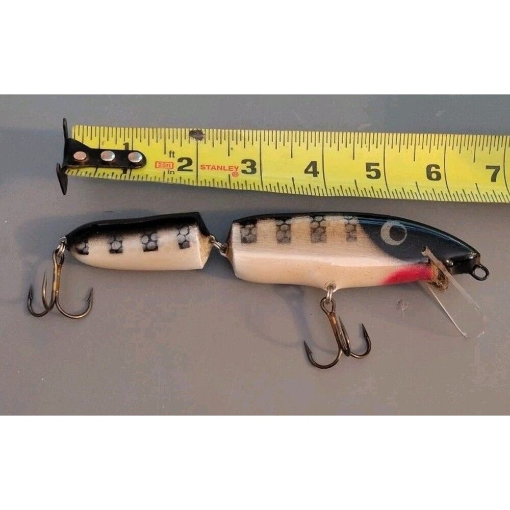 Vintage Wood Jointed 6.5 Inch Perch Design Shallow Running Musky Crankbait
